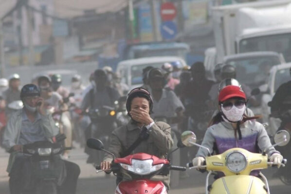 Ô nhiễm không khí Hà Nội và giải pháp máy cấp khí tươi hồi nhiệt